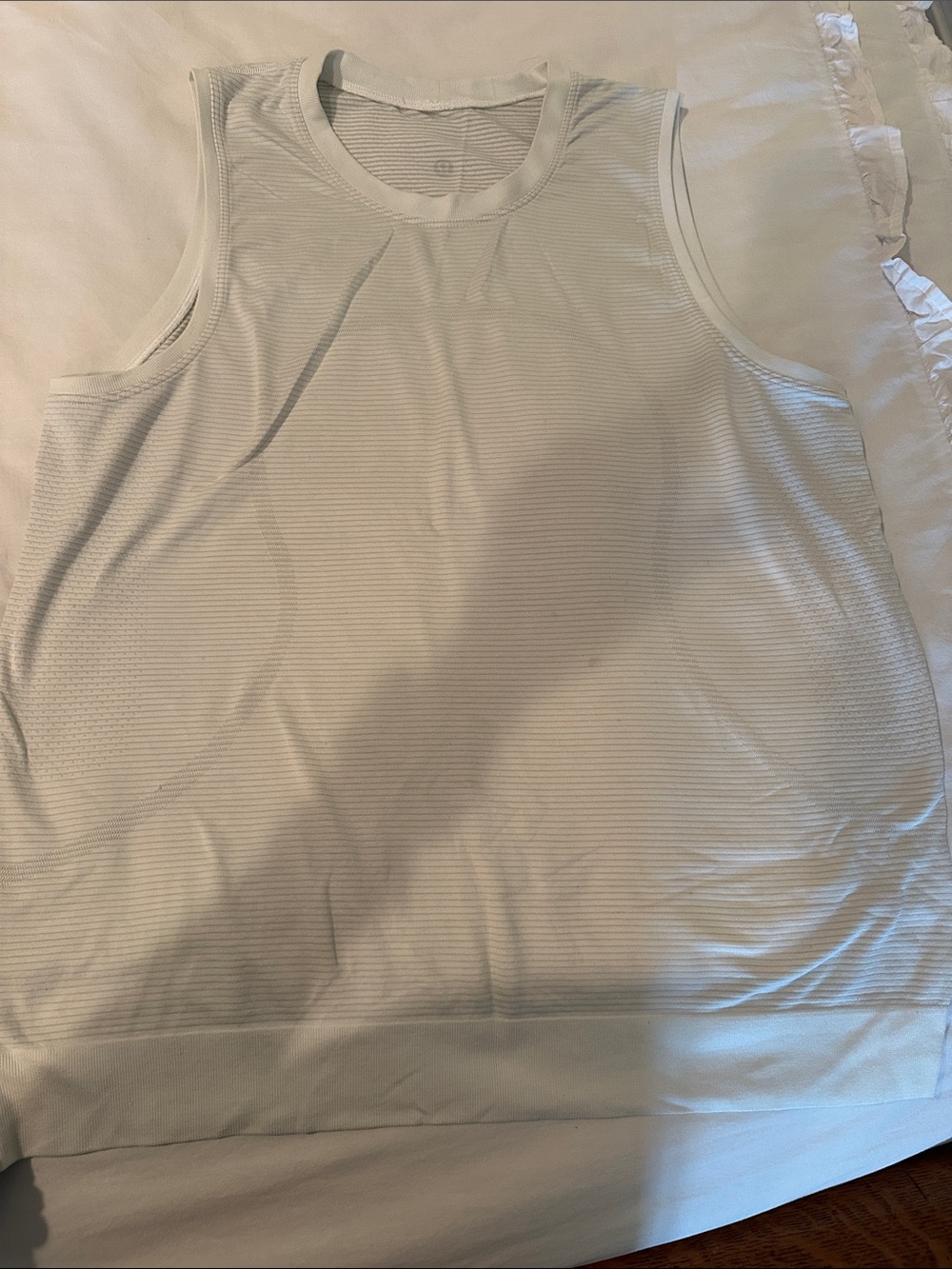 Lululemon Swiftly Breathe Tank White- Size 8